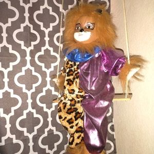 A Cat, from the Broad Way play Cats